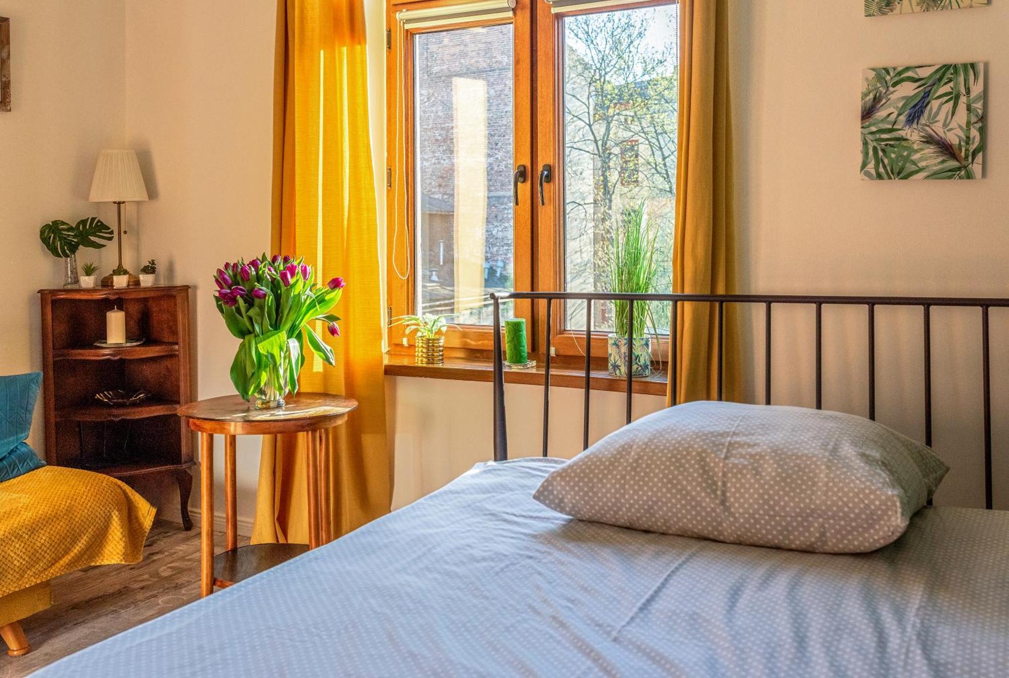 Apartament Tuz Przy Wawelu Краков Экстерьер фото